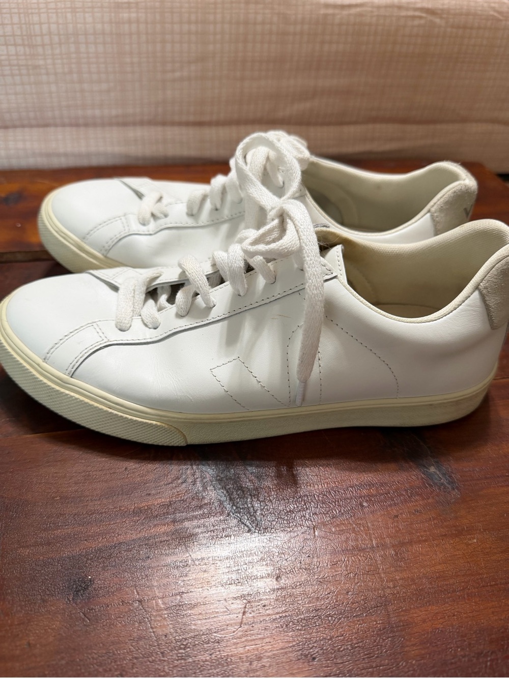 Women's Veja White Low-Profile Leather Sneakers